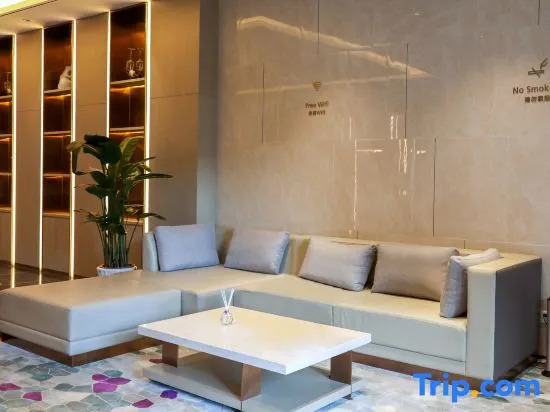 Lavande Hotel (Beijing south railway station public welfare west bridge subway station store)