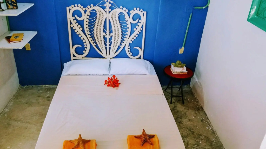 The Mermaid Hostel Downtown - Adults Only