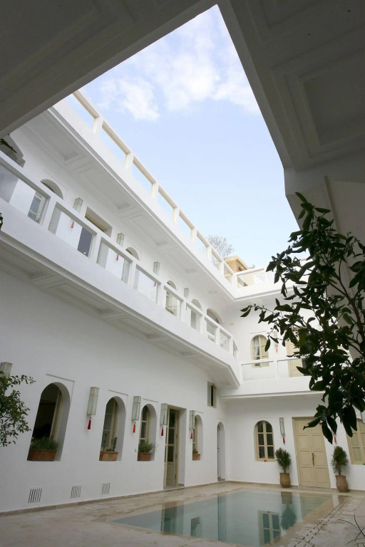 Riad Yu Yu