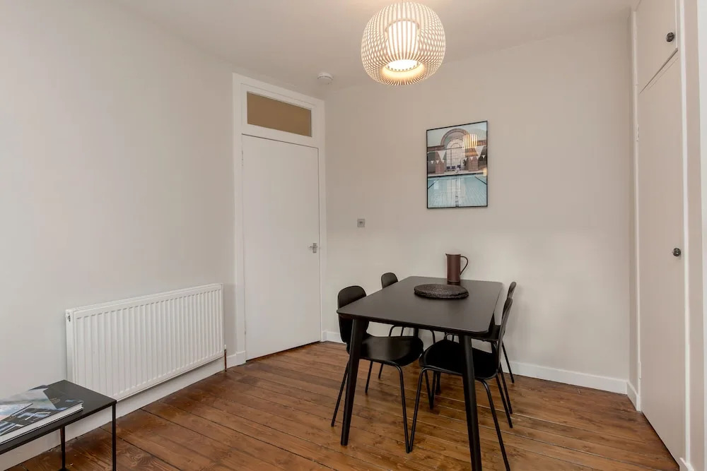 Unique & Stylish Grassmarket Apt - Close to Castle