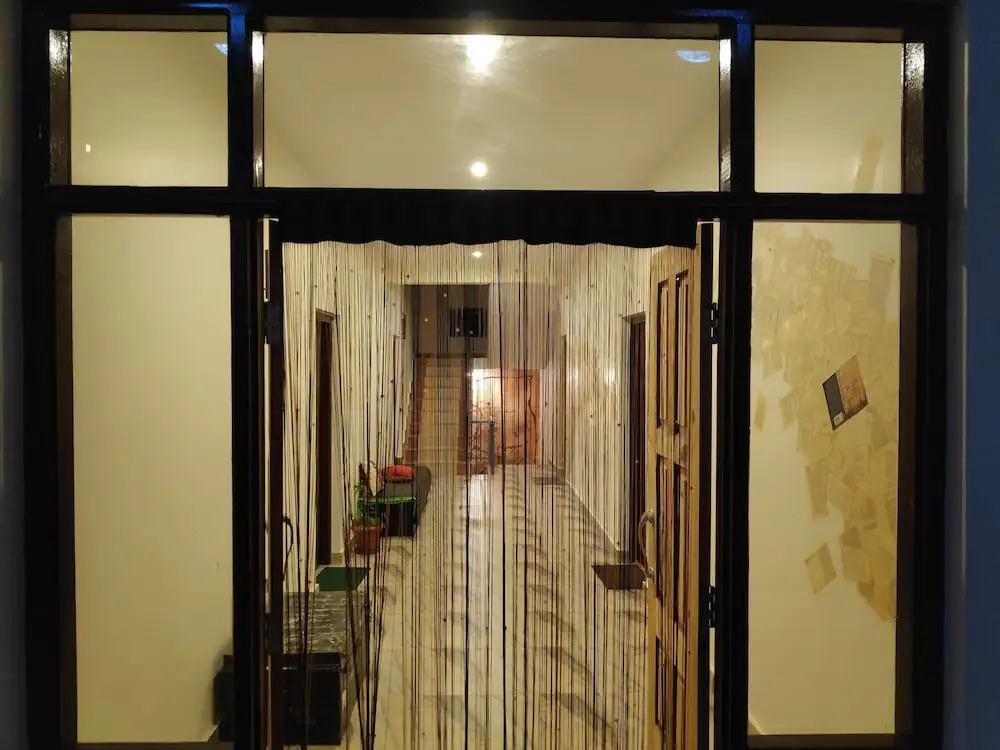 The Bunker Hostel - Dharamkot