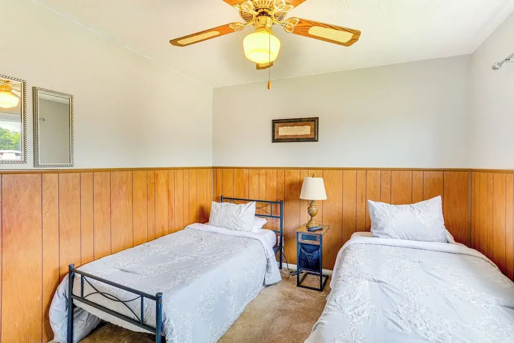 Convenient Family Home  3 Mi to Fort Sill!