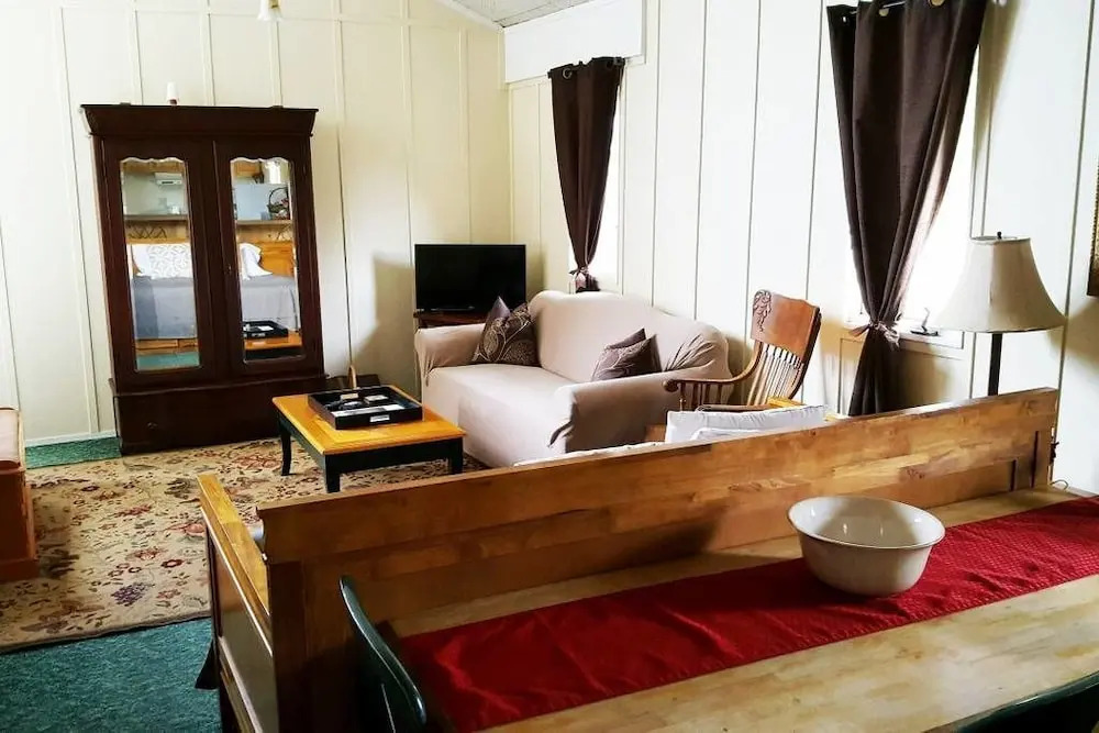 Silver Pines Chalet