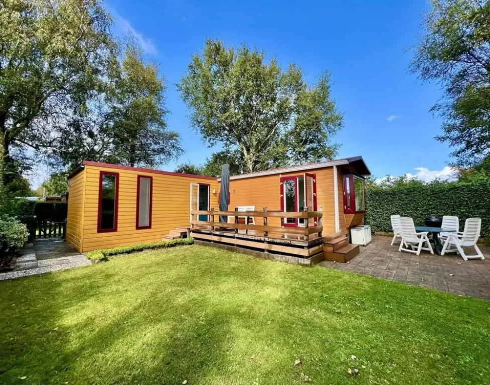 Modern Chalet in Campanula Park With Garden