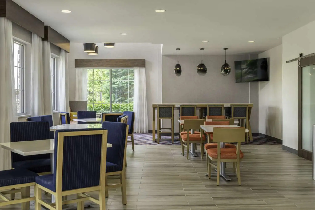 Hampton Inn by Hilton Manchester