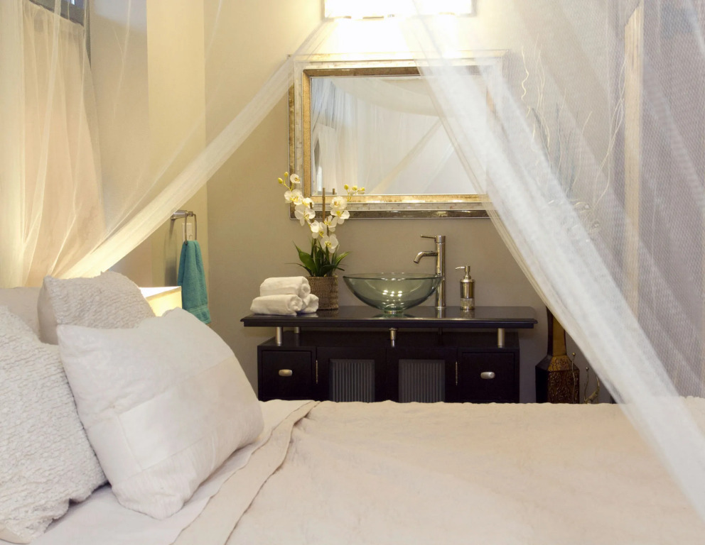 Hideaway Suites On 5th-Formally 5th East Hall