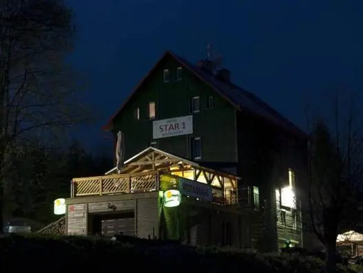 Hotel 3 Star 1, 2