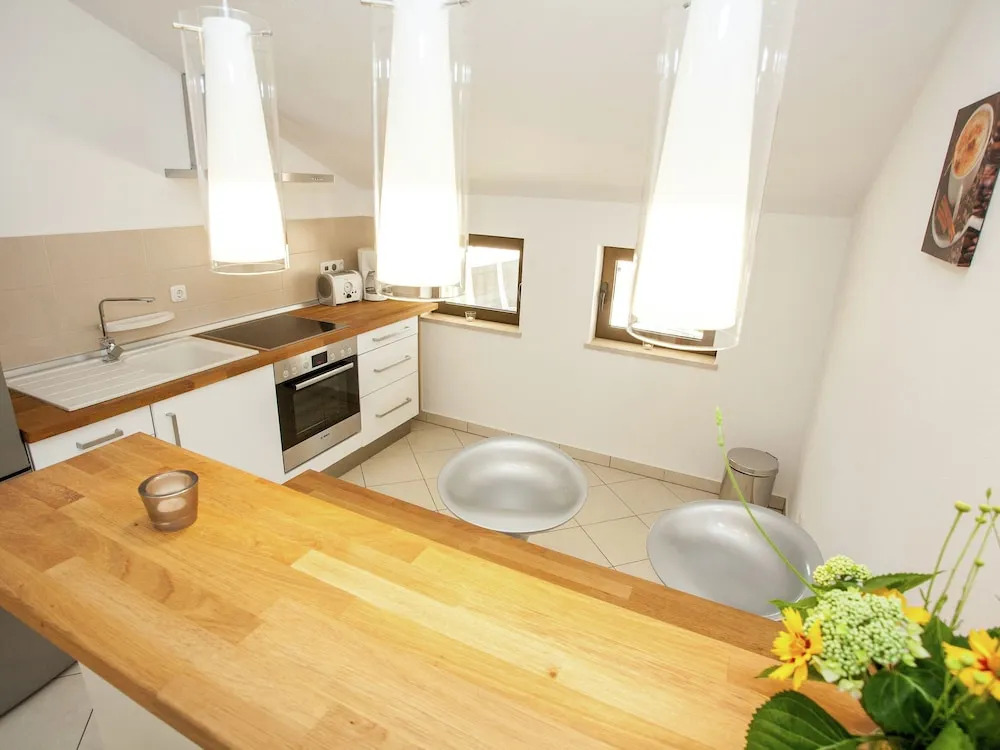 Modern Apartment with Balcony 250 Meters From the Beach And 300 M Krk Town Center