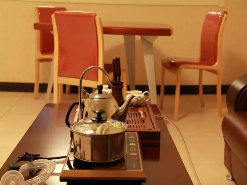Beijing Lai Yue Hotel