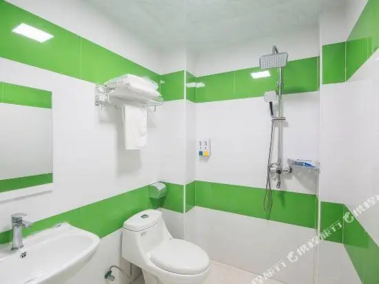 7 Days Sunshine Hotel (Ganzhou Cultural Square)