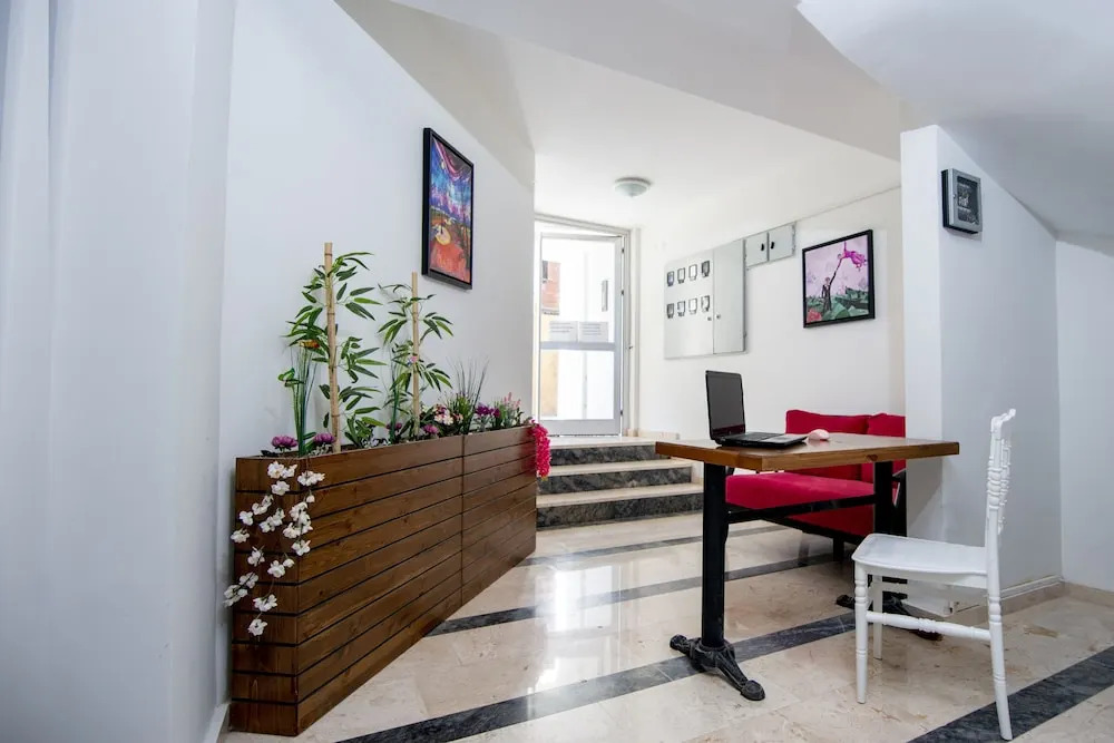 Arney Suites