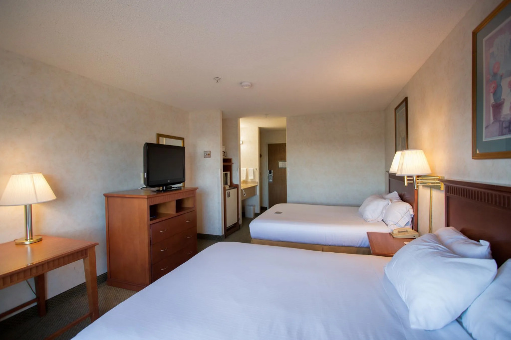 Vagabond Inn Executive