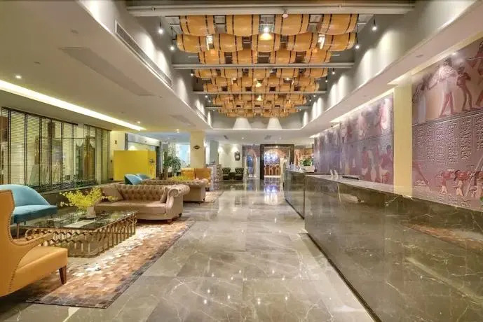 Qiandaohu Jinling Landscape Beer Hot Spring Hotel