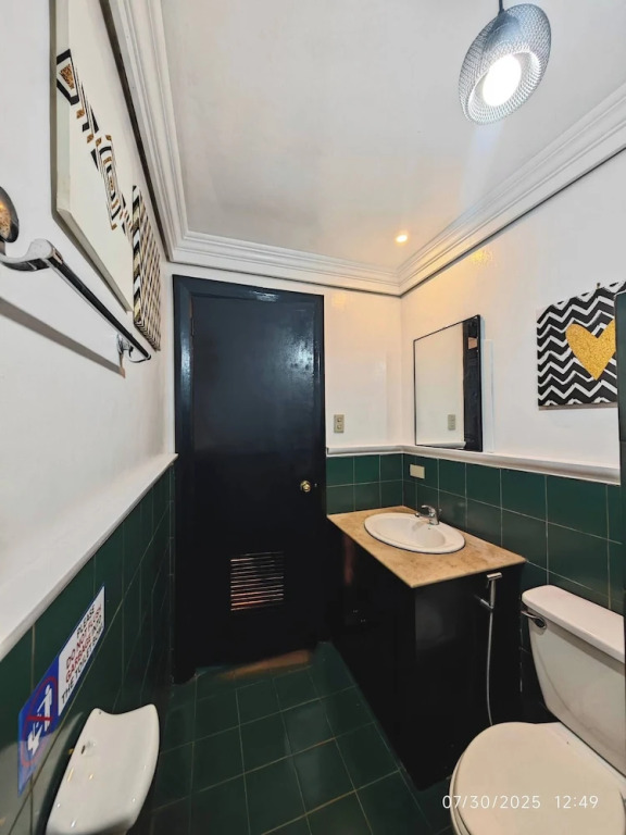 Escape to Luxhomme Your Spacious Sanctuary in the Heart of Baguio