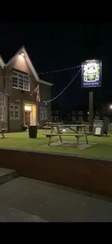 Eston Hotel