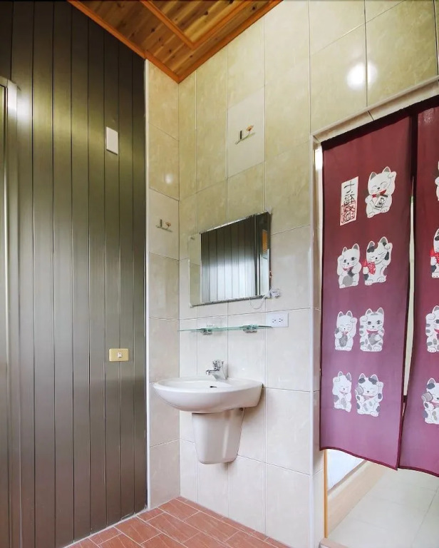 Flora Rexort Guesthouse