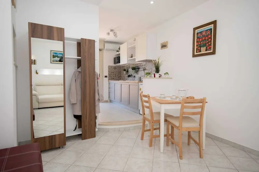 Casa Elia: Locazione Breve