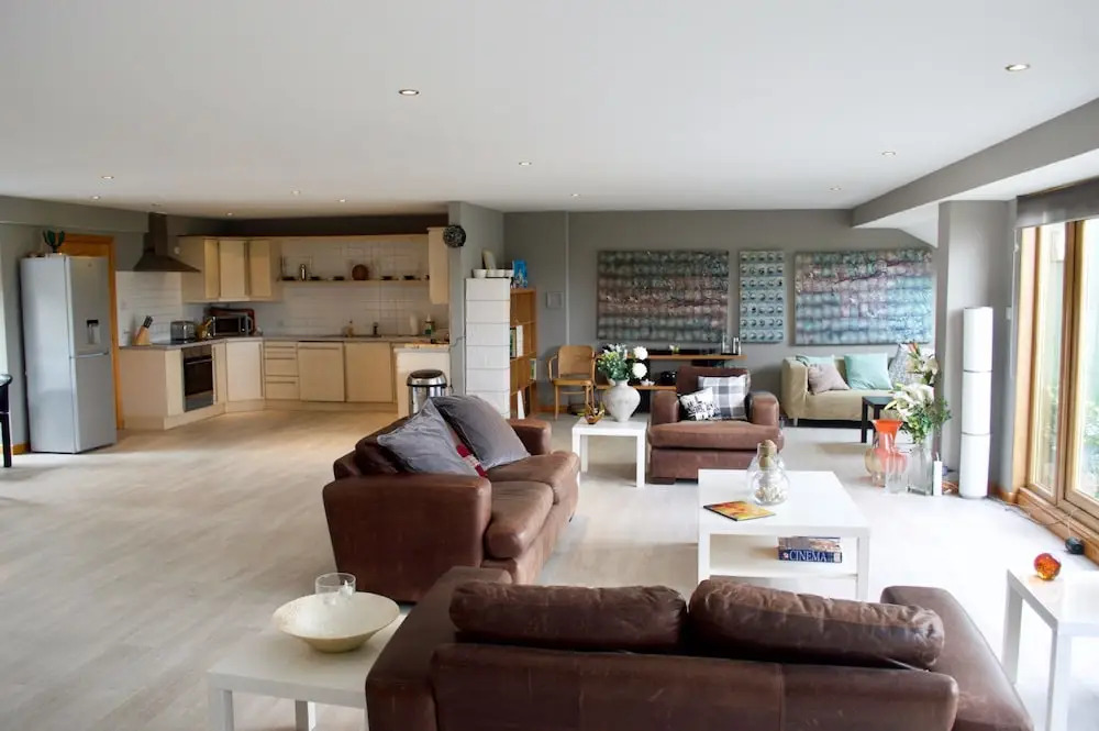 1 Bedroom Apartment With Balcony