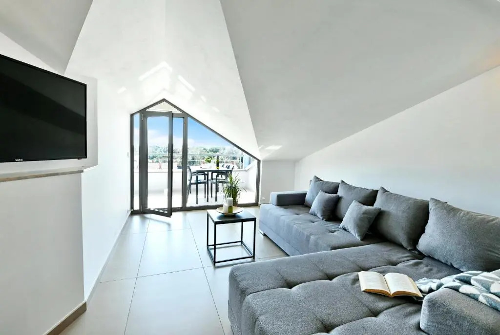 Apart Residence Rudan 1