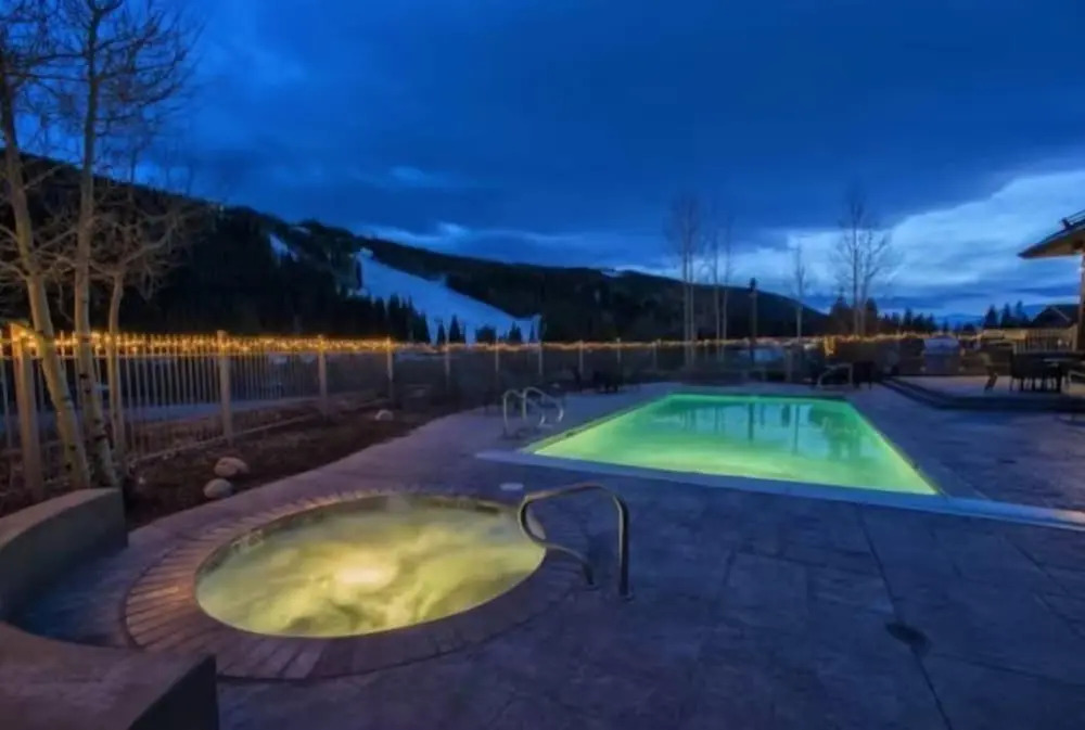 Red Hawk Townhomes 2 Bedroom Rental In River Run Village