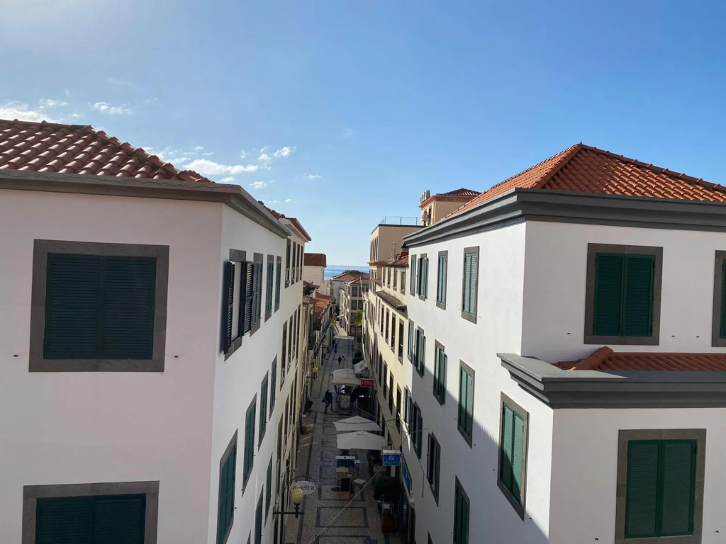 Ribeira das Casas Apt 3F by Homie