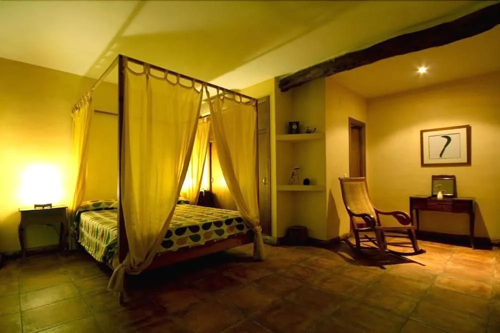 Hotel Rural Tres Mentiras