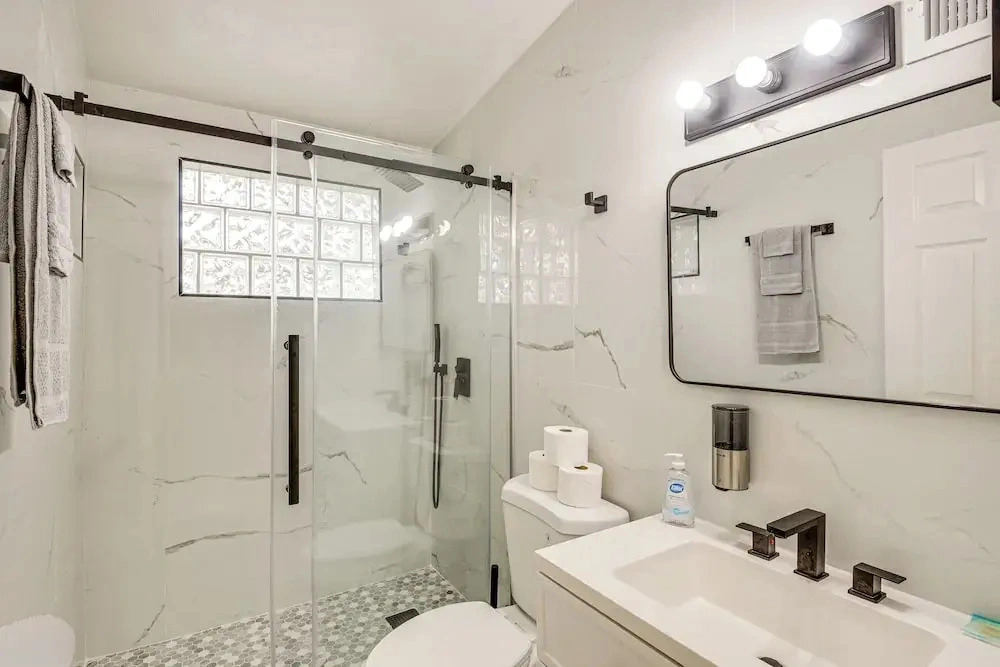 Walk to Romano Beachfront Park: Airy Home w/ Yard