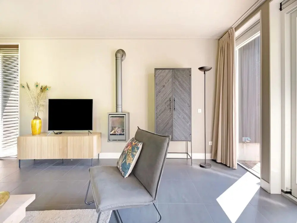 Family House in Grou near Water Sports