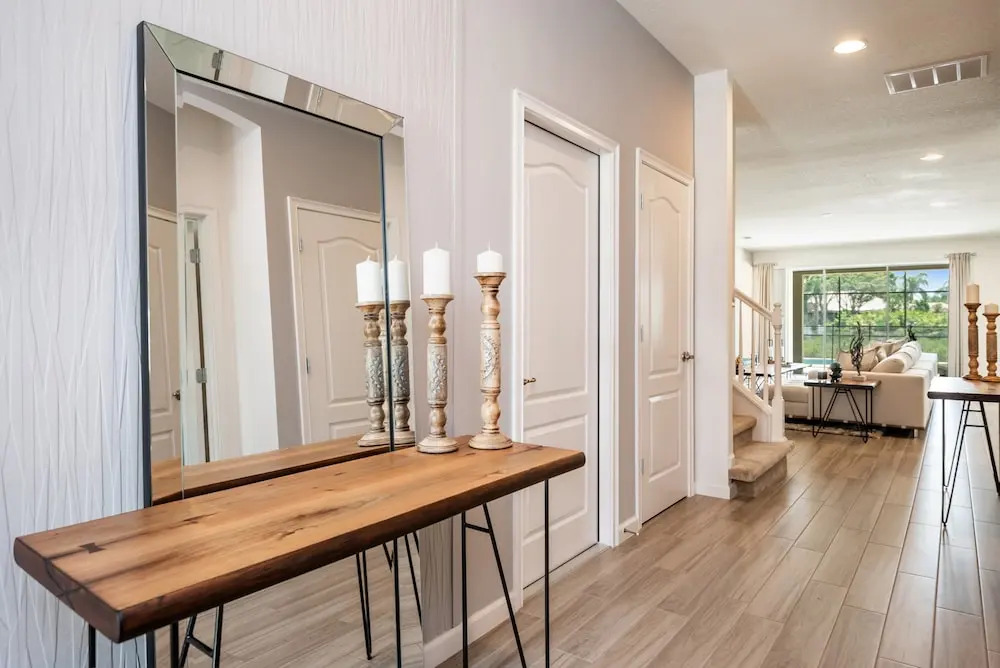 Solterra - 5212 Oakbourne Avenue