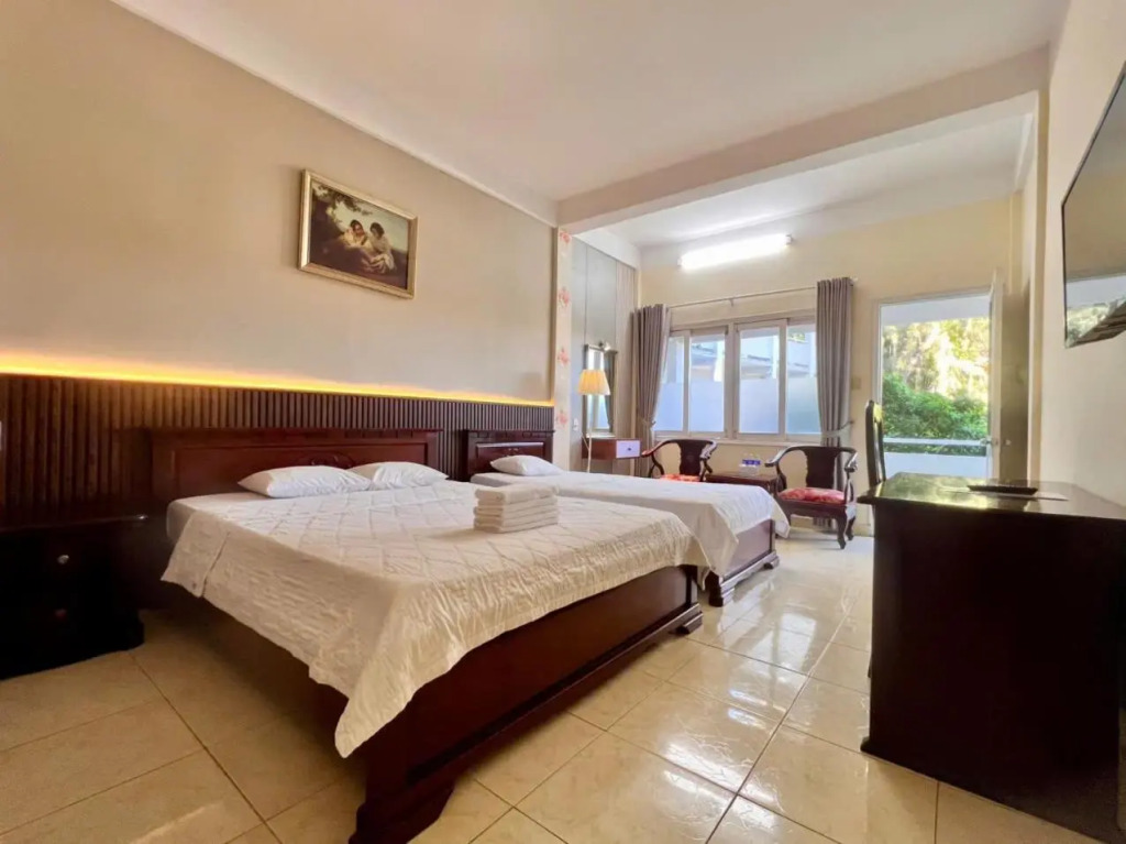 Lam Son Hotel