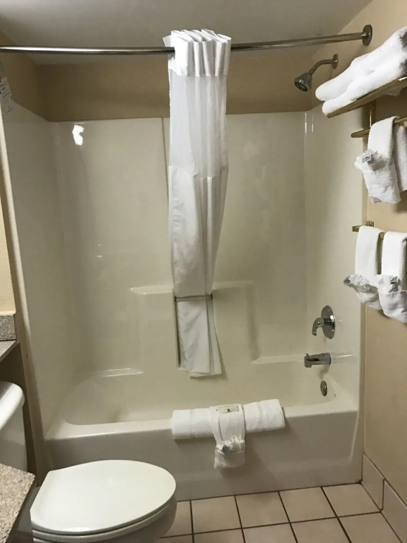 Quality Inn & Suites Middletown - Franklin