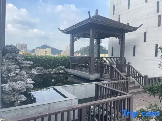 Yunfu Hongxin Boutique Hotel (Wuyue Plaza Branch, Yunfu)