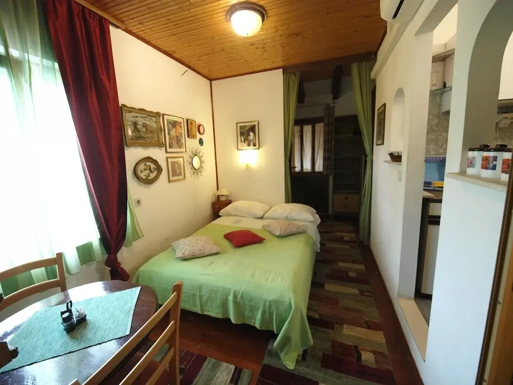 Ivo - Town Center, 40m From the sea - SA1