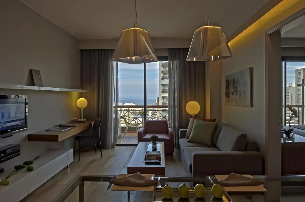 ParkTower Suites
