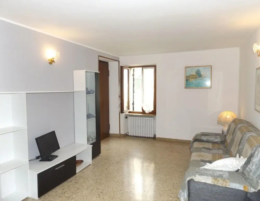 Apartment in Garda With Lake View