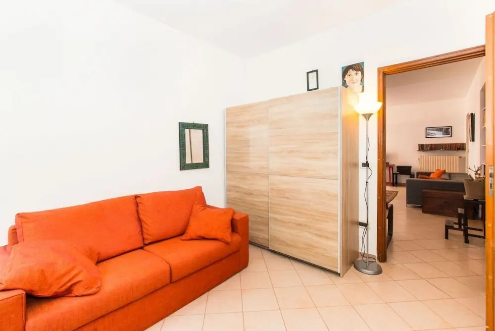 Vanchiglietta Roomy Apartment