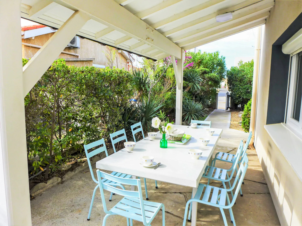 Holiday Home Les Vives by Interhome
