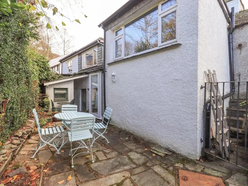 Violet Cottage