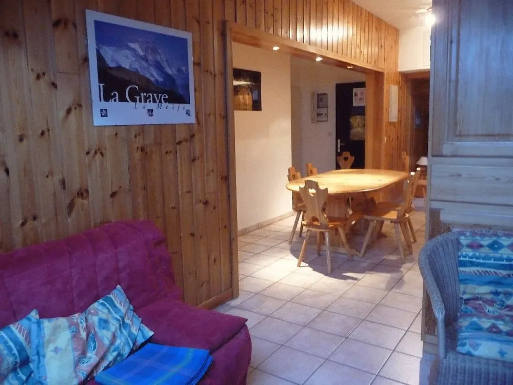Les Enfetchores - apartment overlooking la Meije