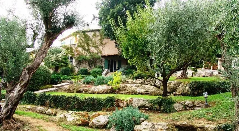 Mas du Moustier
