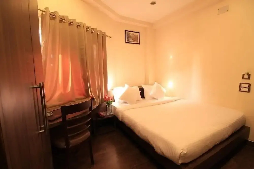 Rajdarbar Hotel & Banquets