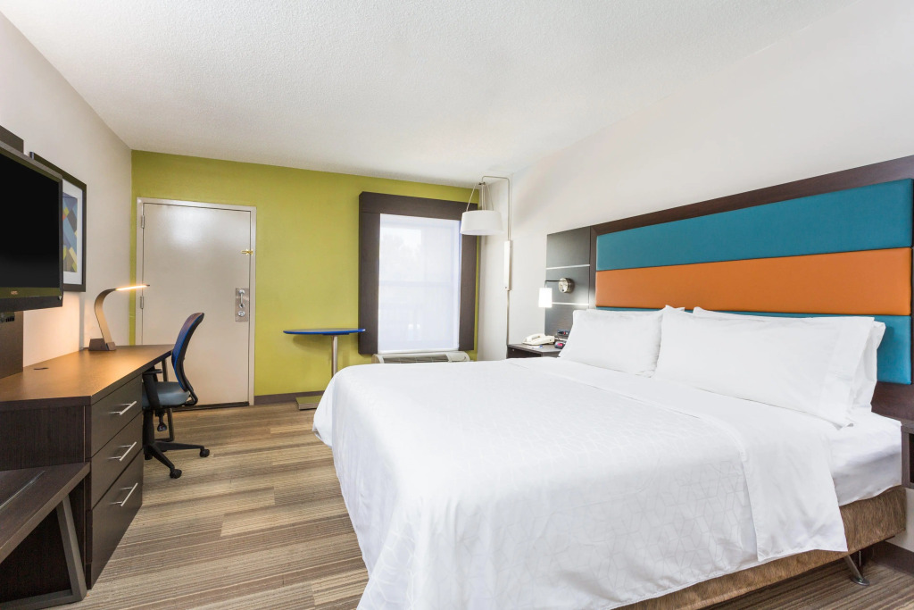 Holiday Inn Express - Plymouth by IHG