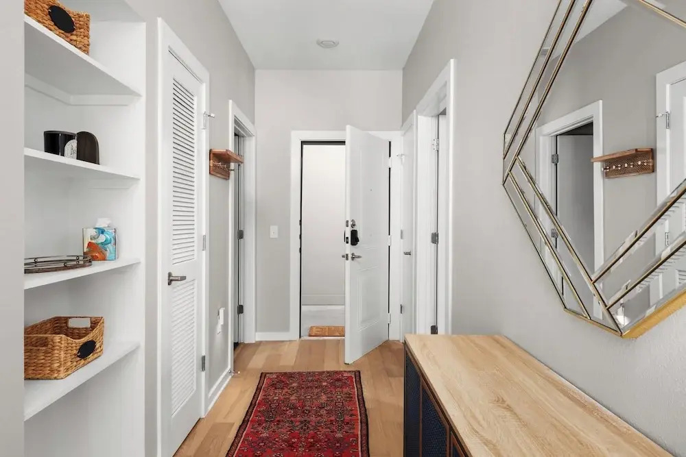 Rare 2BR in Prime Location