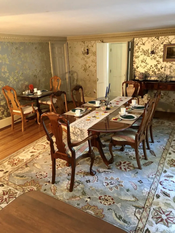 Aiken Manor B&B