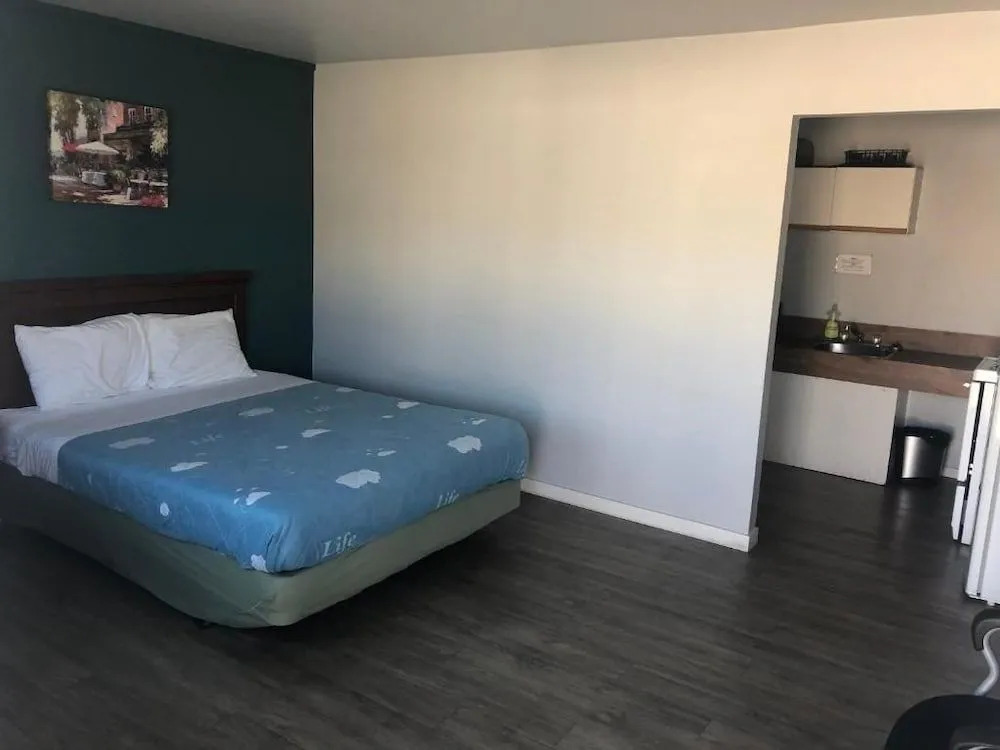 5000 Motel