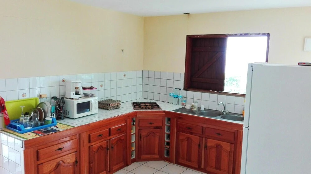 House With 2 Bedrooms in Deshaies, With Wonderful sea View and Terrace - 500 m From the Beach