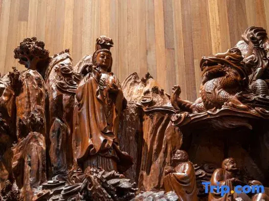 Huangshan Guanzhiyuan Gallery Garden · Huanghuali Wood Antique Collection Hotel