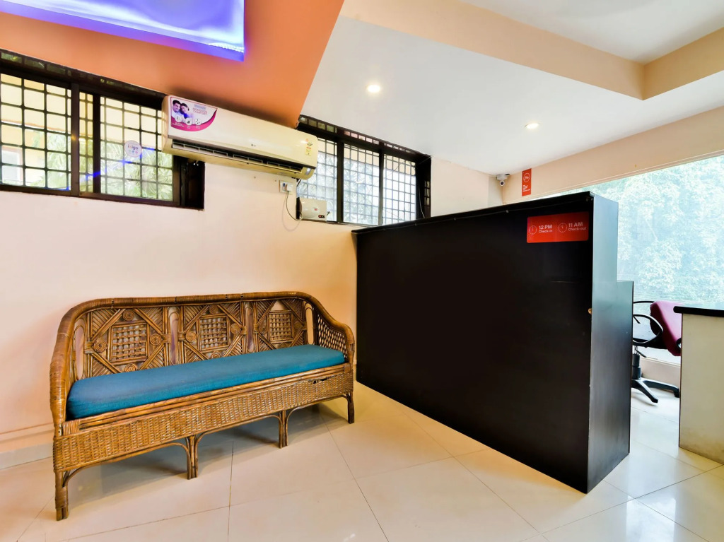 OYO 15944 Hotel Three Seas