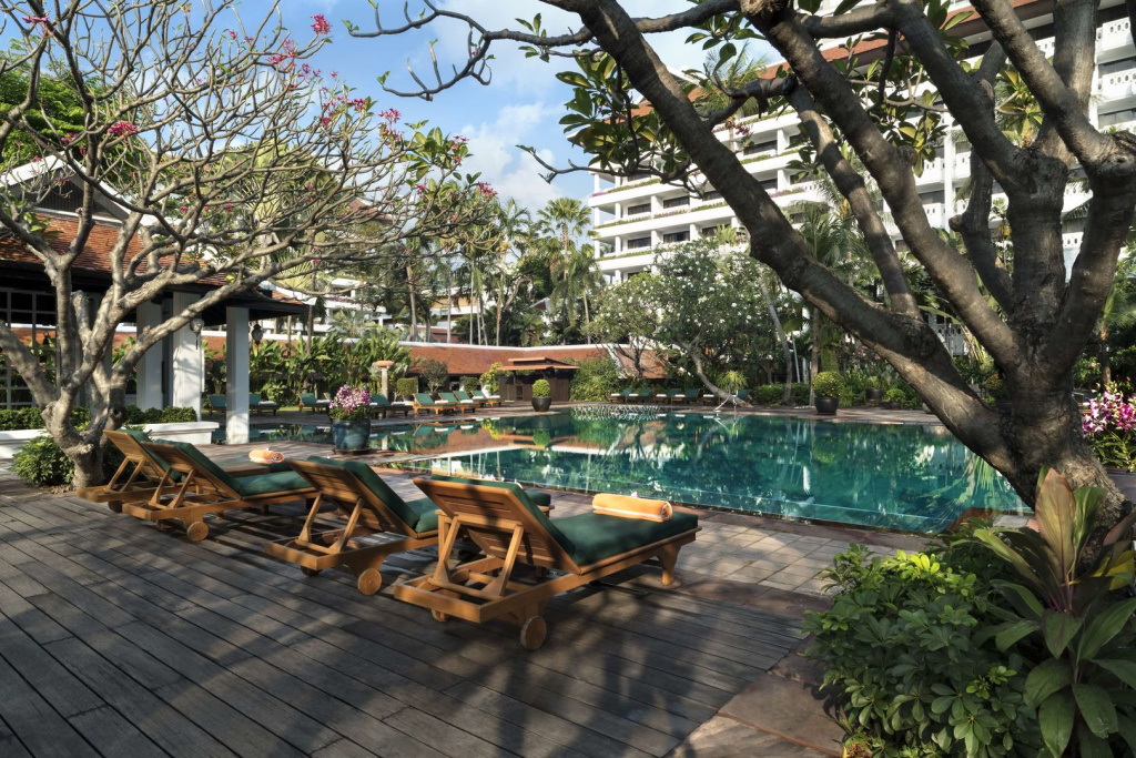 Anantara Riverside Bangkok Resort