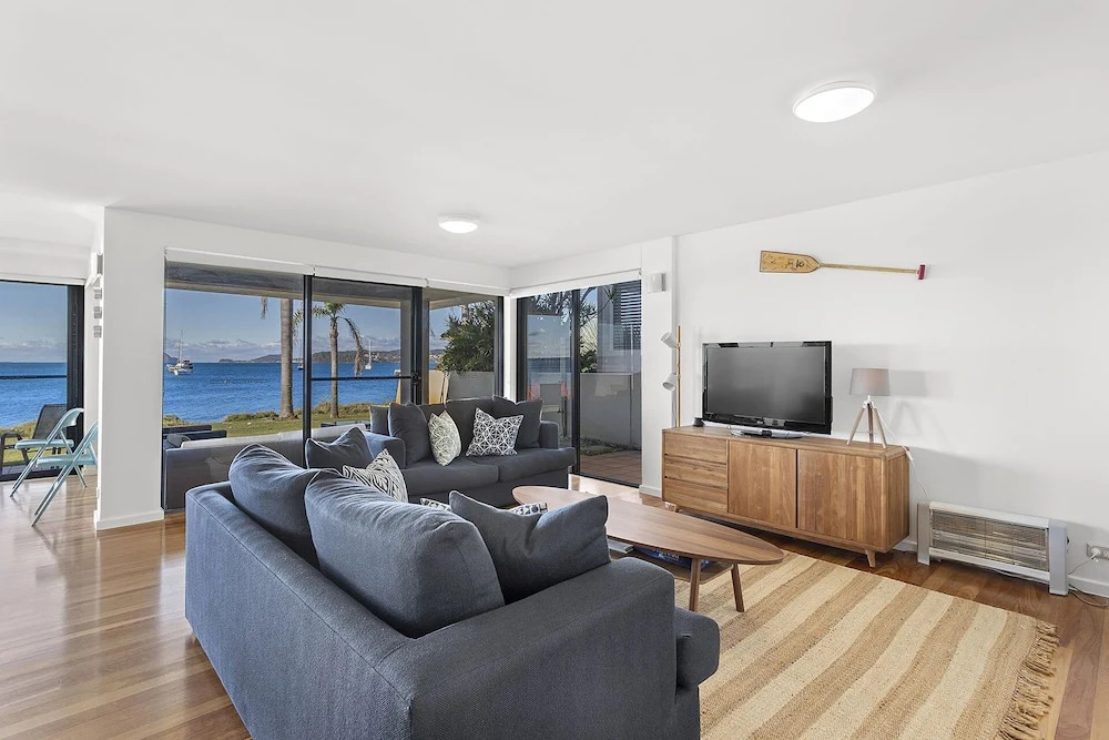 Soldiers Point Road Unit 1 197